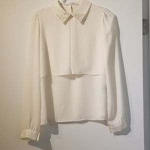 Korean cream colour blouse w/pearl flower applique